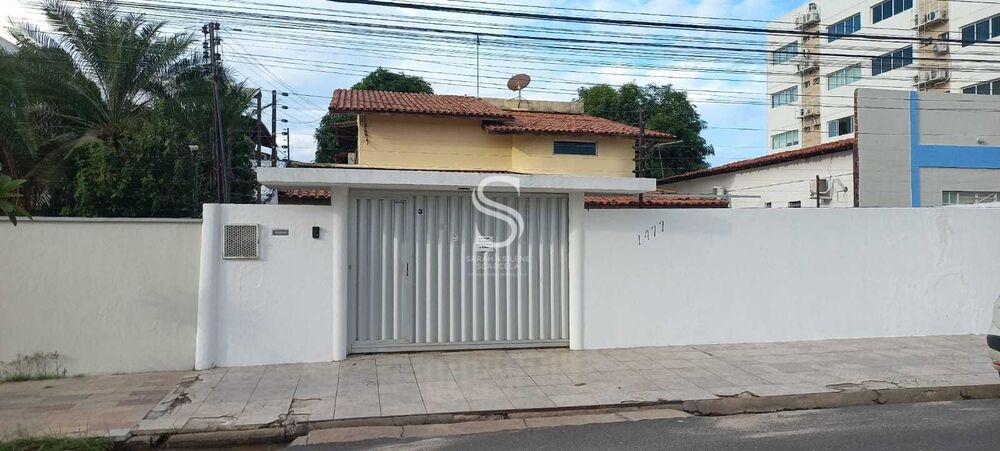 Casa, 4 quartos, 559 m² - Foto 1