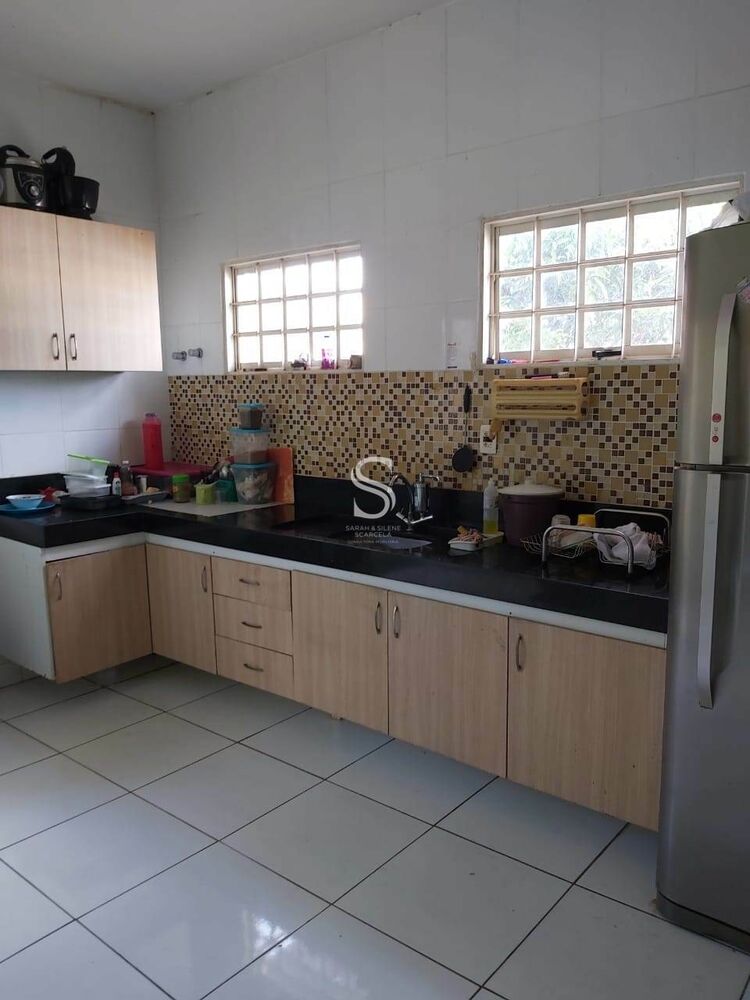 Casa, 3 quartos, 243 m² - Foto 4