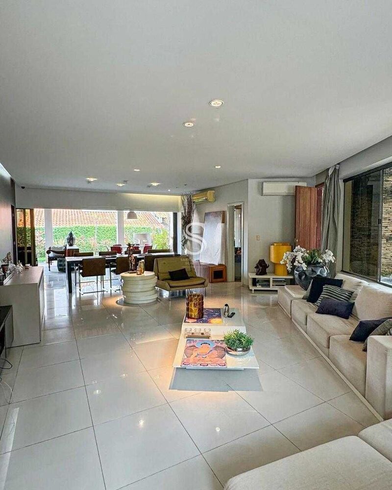 Casa de Condomínio à venda com 3 quartos, 264m² - Foto 2