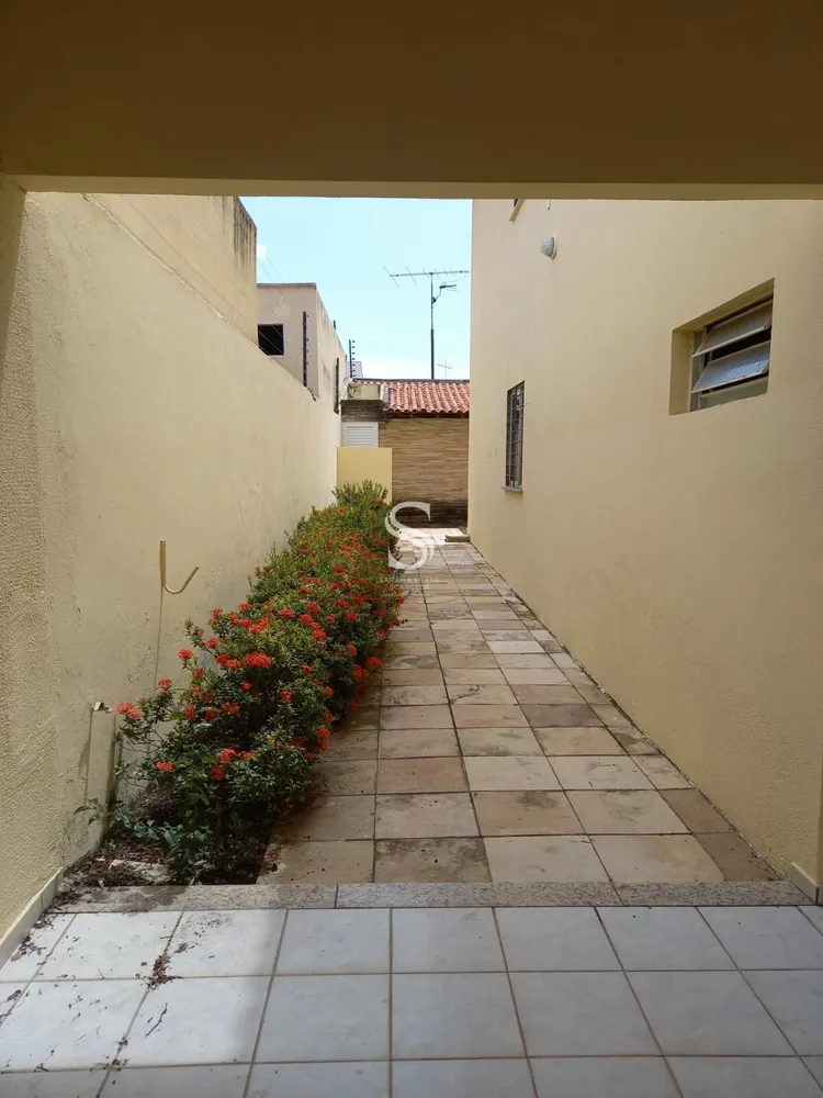 Casa, 4 quartos, 250 m² - Foto 3