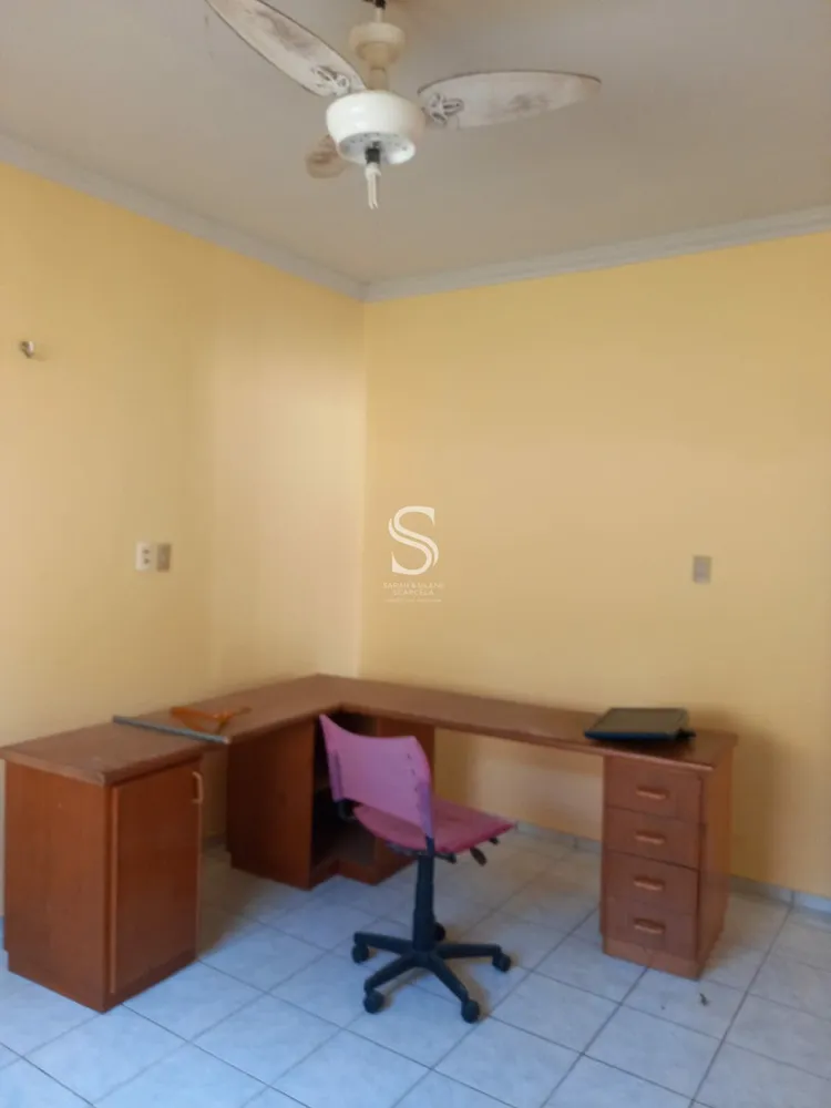 Casa, 4 quartos, 250 m² - Foto 14