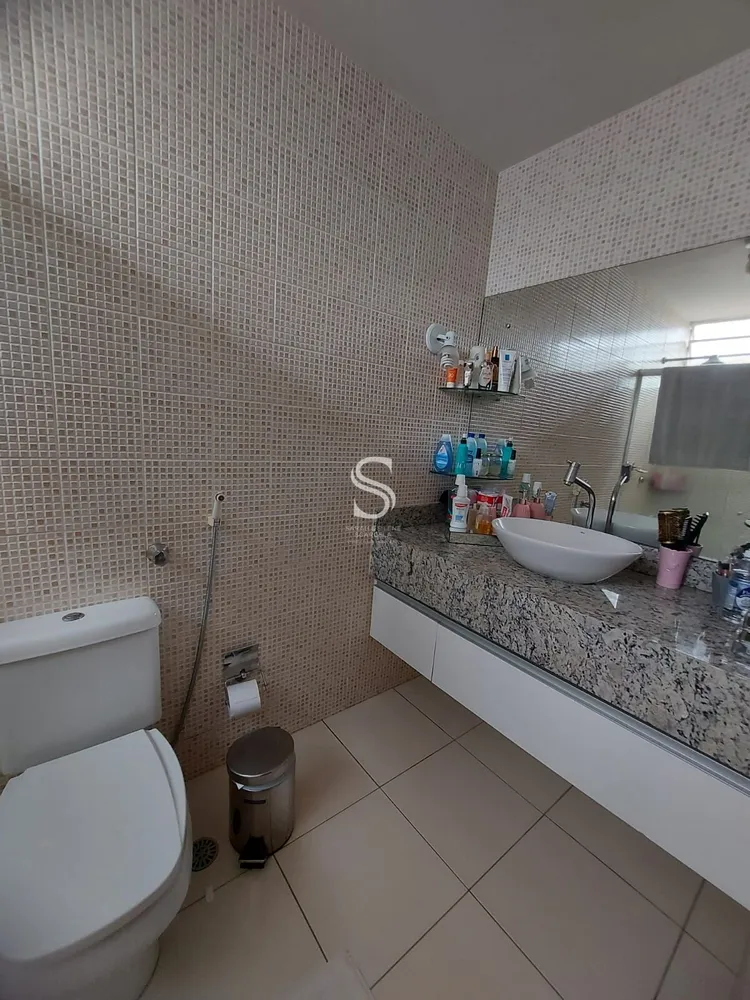 Casa, 4 quartos, 240 m² - Foto 11