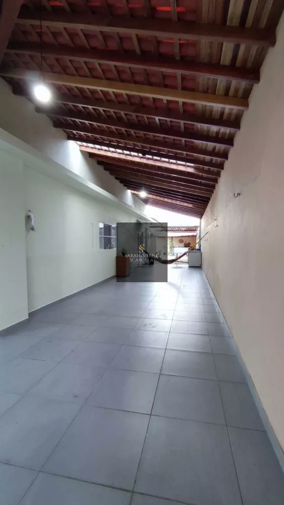 Casa à venda com 4 quartos, 162m² - Foto 4