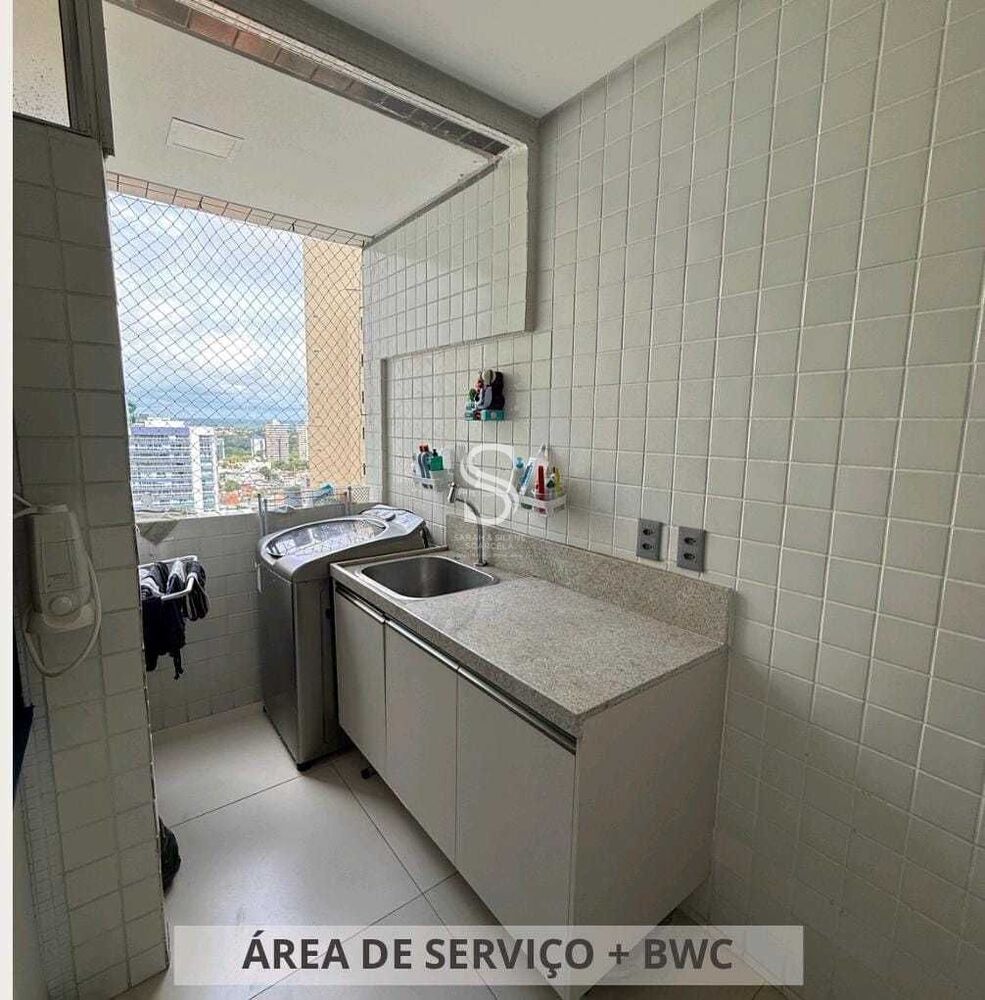 Apartamento à venda com 3 quartos, 150m² - Foto 1