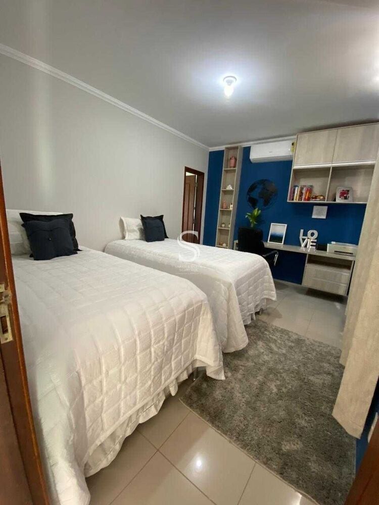 Casa, 4 quartos, 190 m² - Foto 4