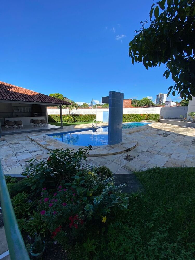 Apartamento à venda com 3 quartos, 67m² - Foto 2