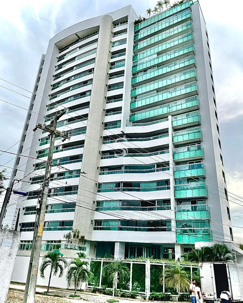 Apartamento, 3 quartos, 141 m² - Foto 1