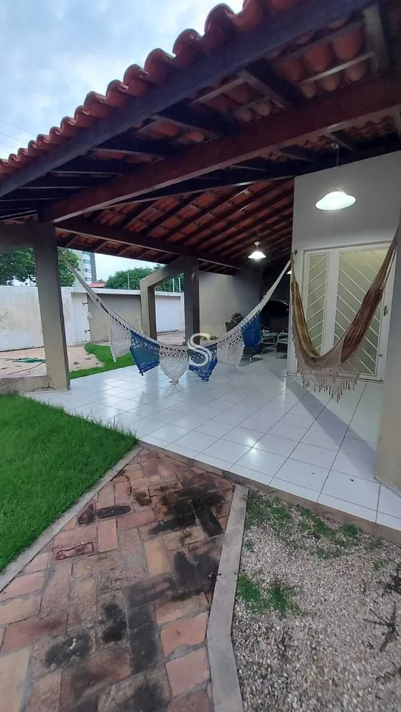 Casa, 3 quartos, 225 m² - Foto 2