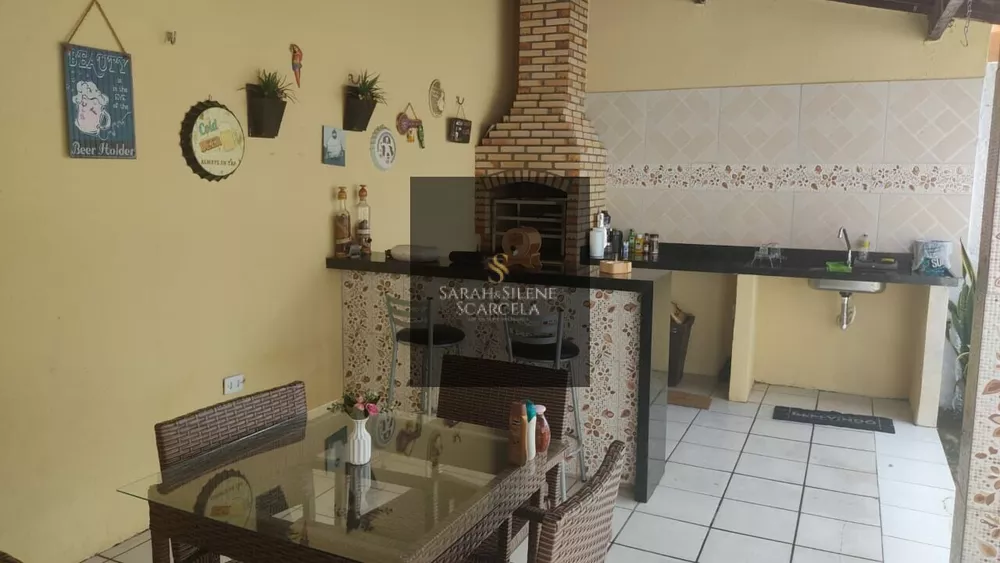 Casa à venda com 3 quartos, 90m² - Foto 2