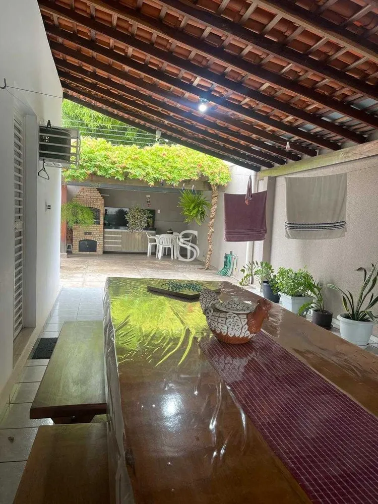 Casa, 4 quartos, 270 m² - Foto 9