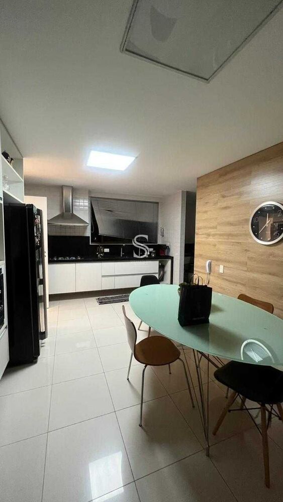 Apartamento, 4 quartos, 225 m² - Foto 4