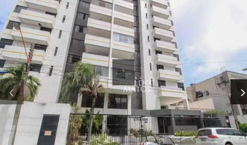 Apartamento à venda com 3 quartos, 137m² - Foto 2