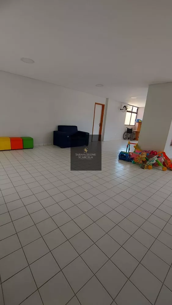 Apartamento à venda com 3 quartos, 110m² - Foto 4