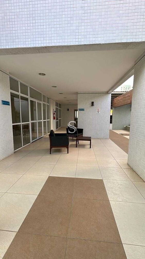 Apartamento à venda com 2 quartos, 66m² - Foto 3