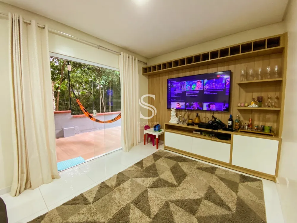 Casa, 4 quartos, 253 m² - Foto 1