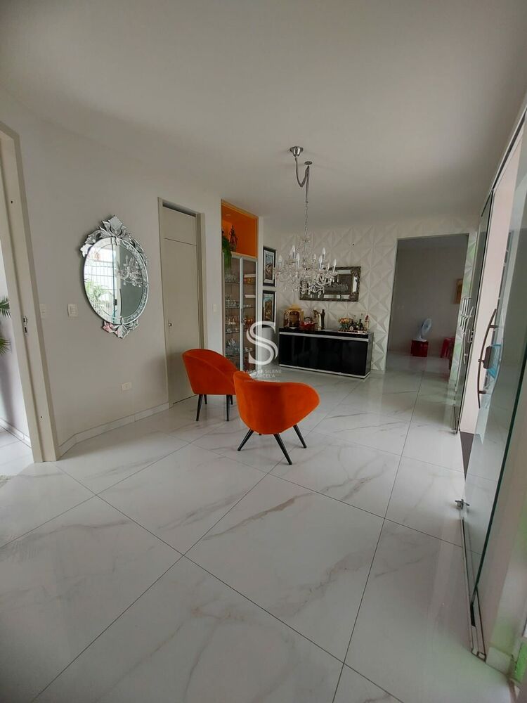 Casa à venda com 4 quartos, 230m² - Foto 6