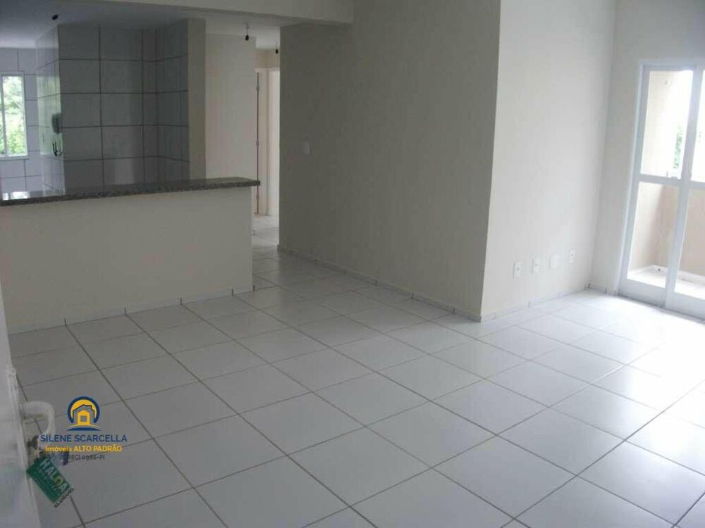 Apartamento à venda com 3 quartos, 77m² - Foto 1