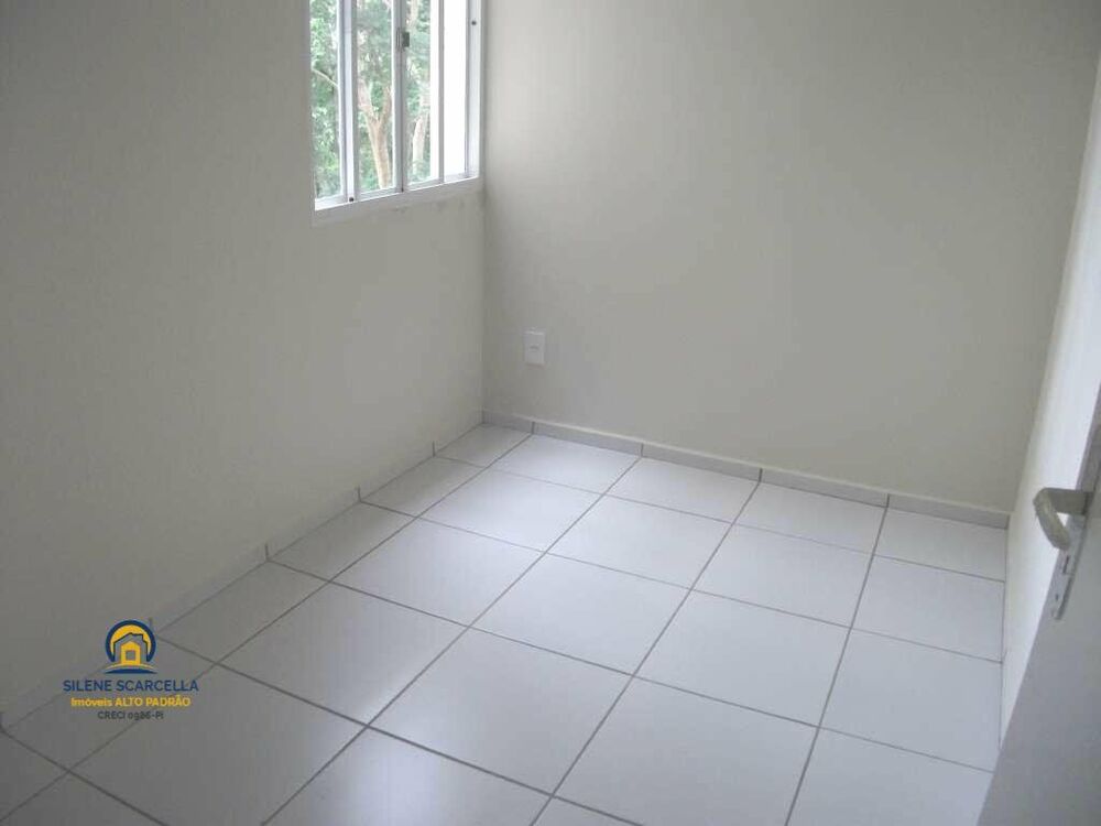 Apartamento à venda com 3 quartos, 77m² - Foto 3