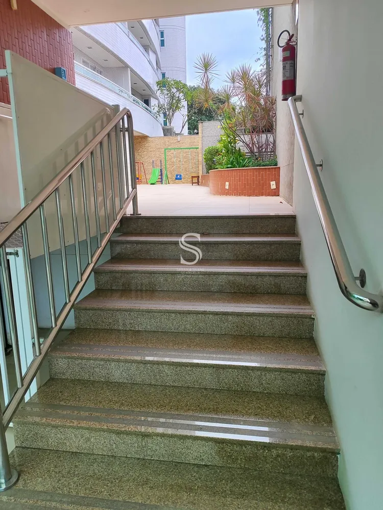 Apartamento, 3 quartos, 130 m² - Foto 3