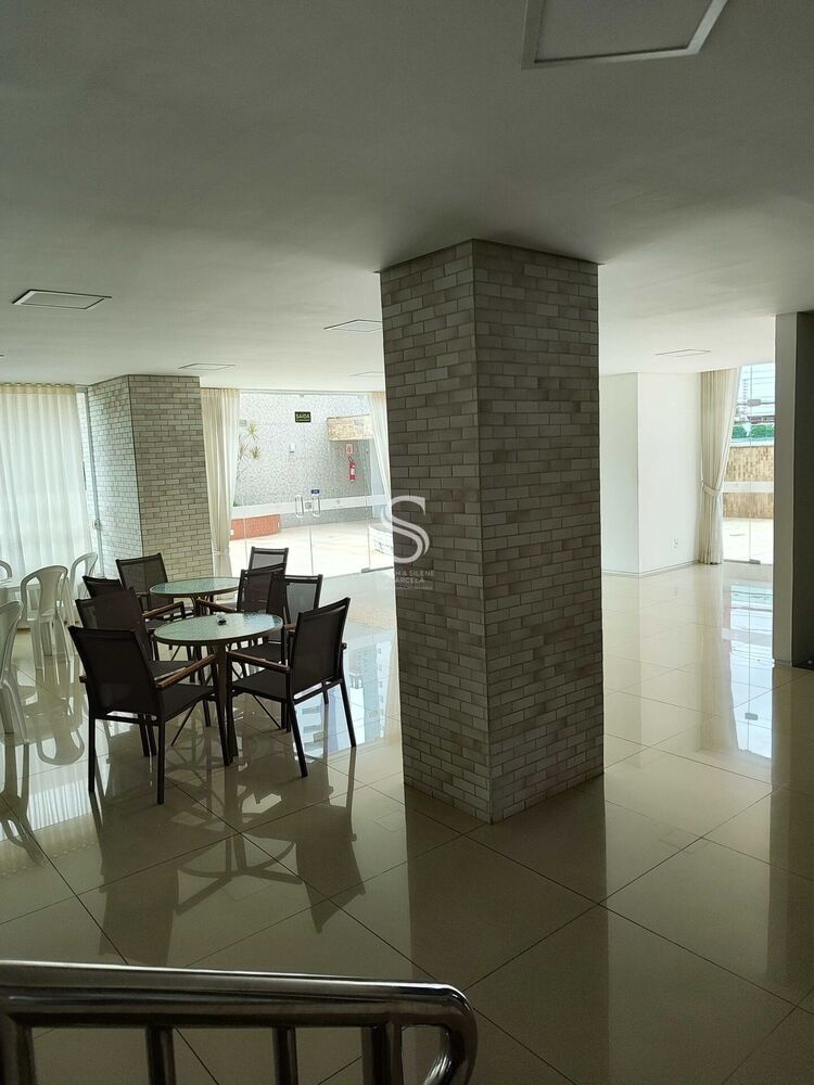 Apartamento à venda com 3 quartos, 130m² - Foto 4
