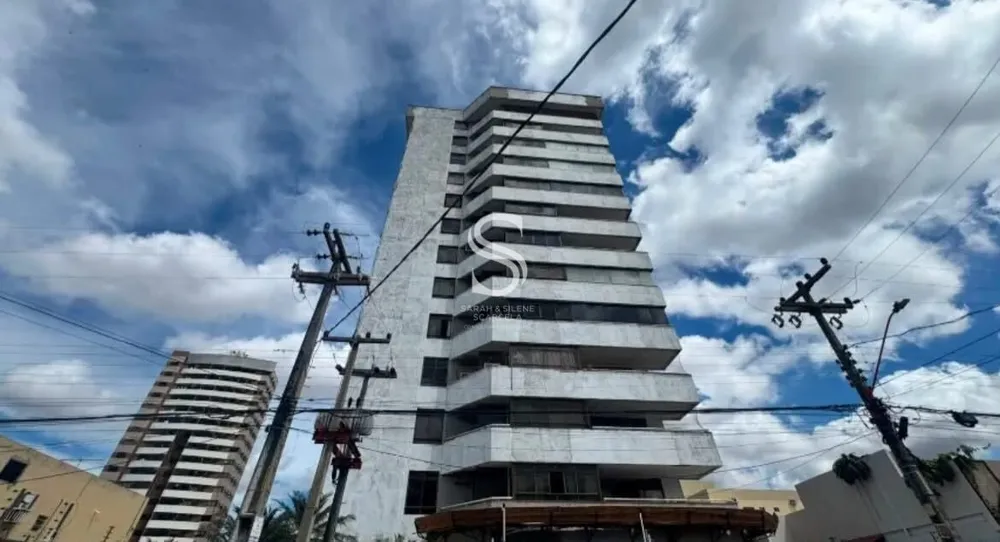 Apartamento, 3 quartos, 214 m² - Foto 1