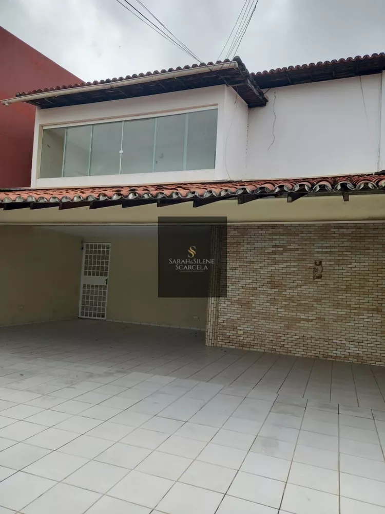 Casa à venda com 4 quartos, 200m² - Foto 4