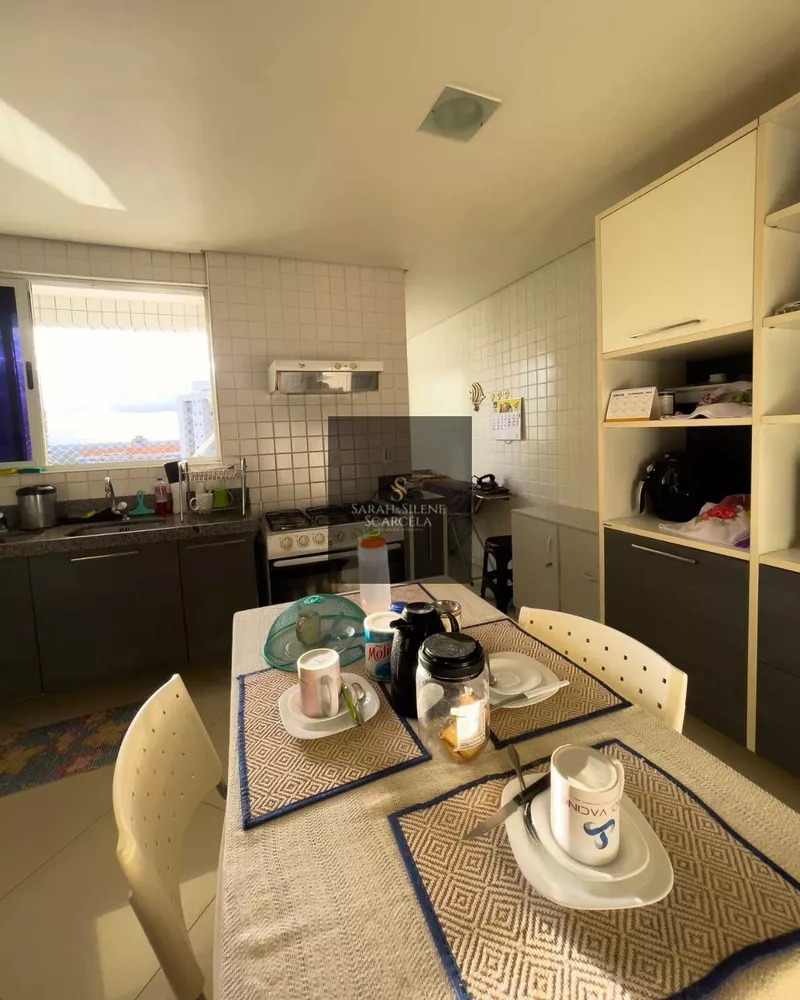 Apartamento à venda com 4 quartos, 200m² - Foto 7