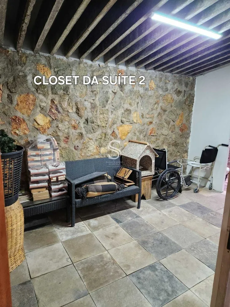 Casa, 9 quartos, 233 m² - Foto 9