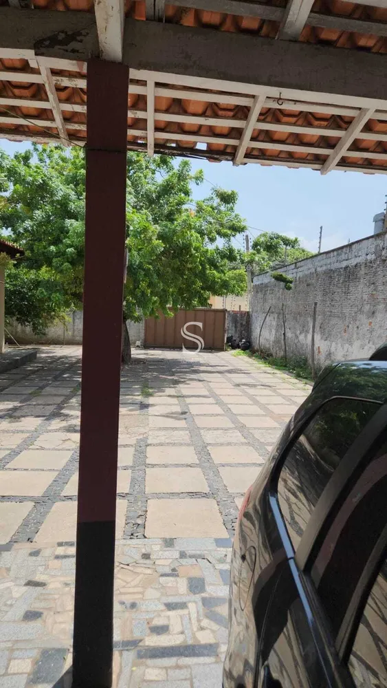 Casa, 9 quartos, 233 m² - Foto 2