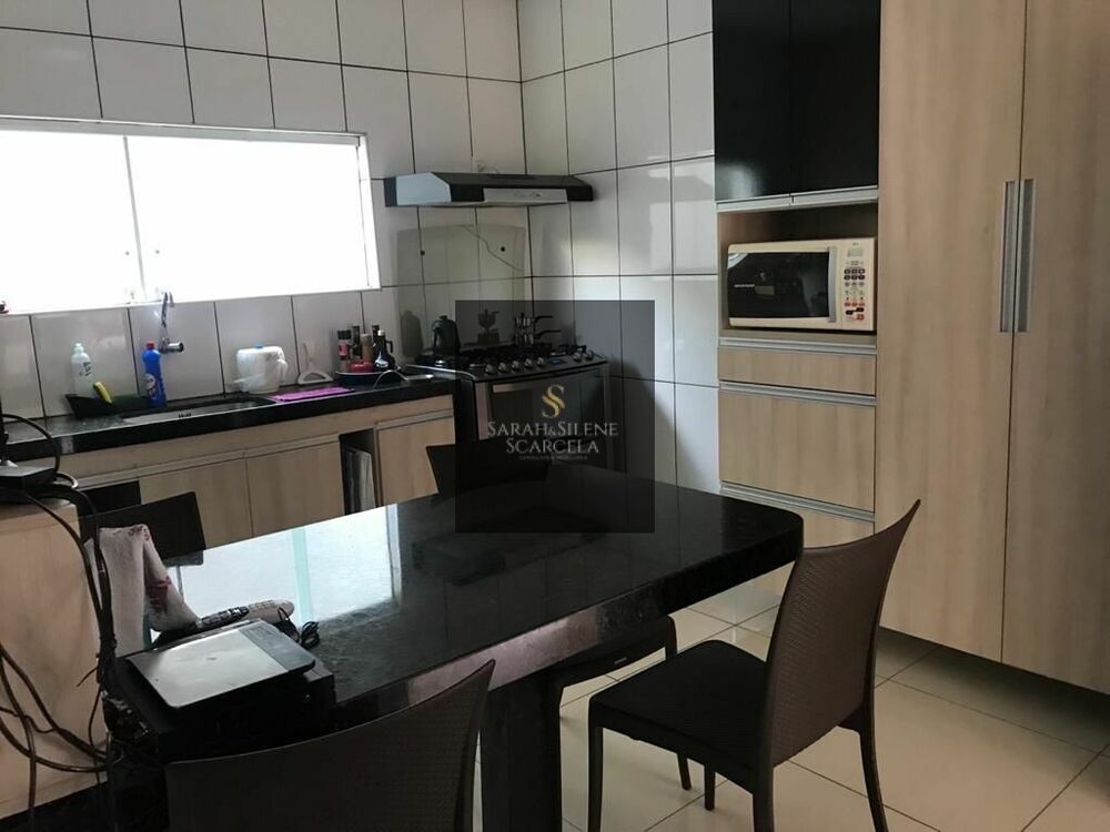 Casa, 4 quartos, 164 m² - Foto 2