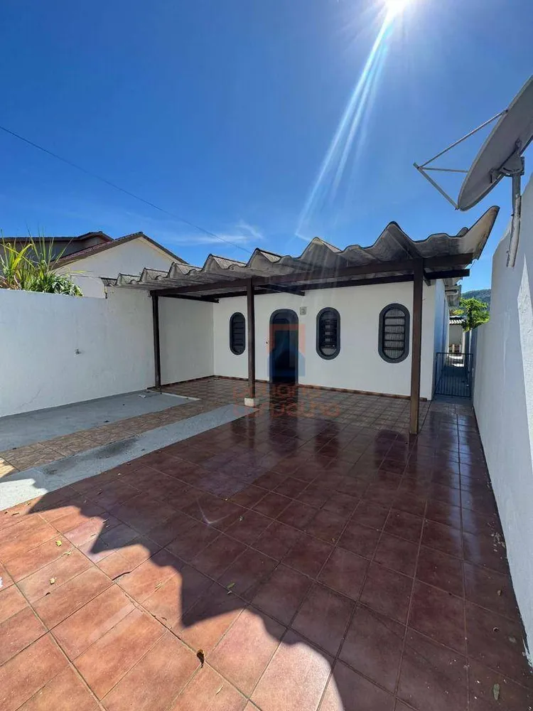 Casa, 3 quartos, 170 m² - Foto 1