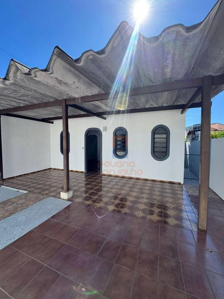 Casa, 3 quartos, 170 m² - Foto 2