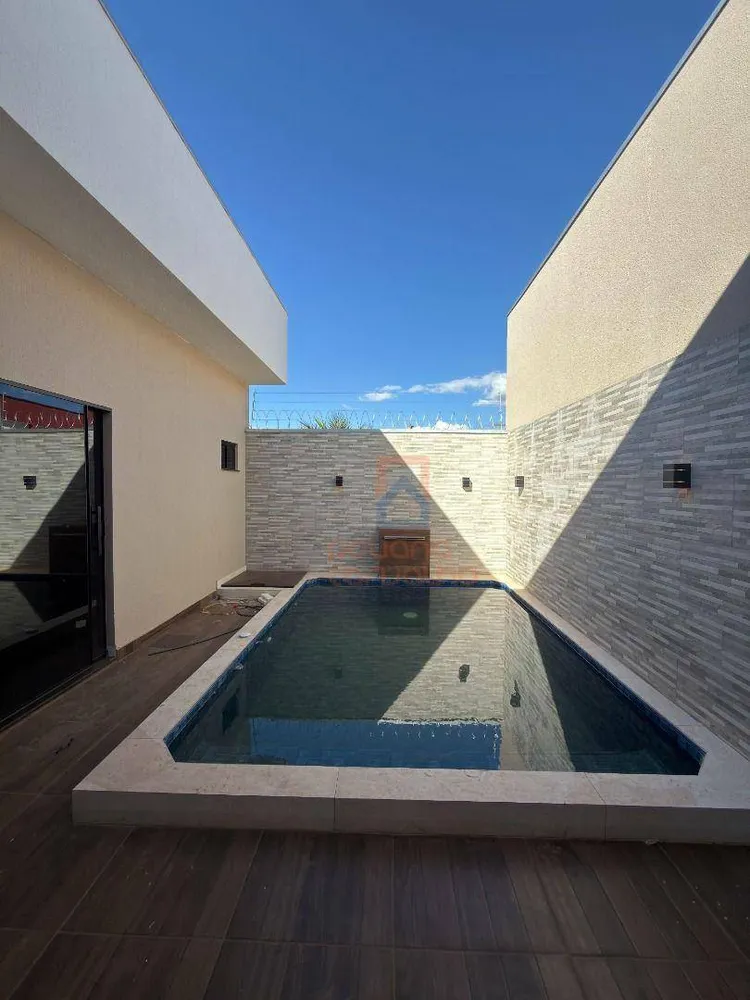 Casa, 3 quartos, 170 m² - Foto 1