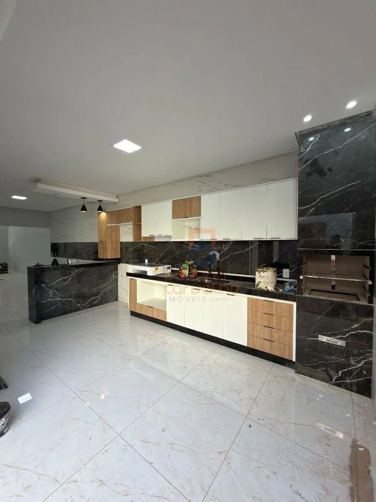 Casa, 3 quartos, 170 m² - Foto 2