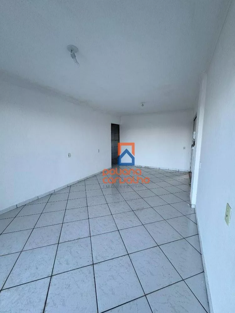 Apartamento para alugar com 3 quartos, 100m² - Foto 4