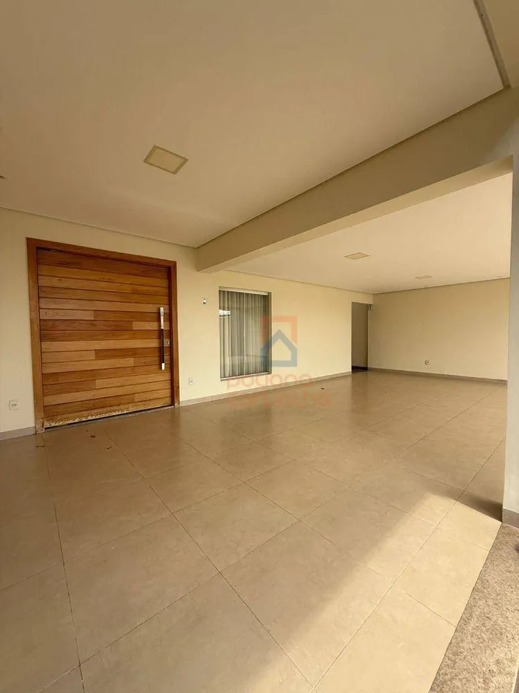 Casa, 3 quartos, 220 m² - Foto 14