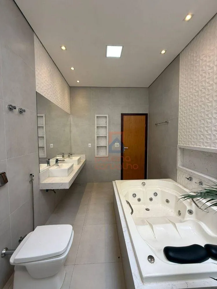 Casa, 3 quartos, 220 m² - Foto 16