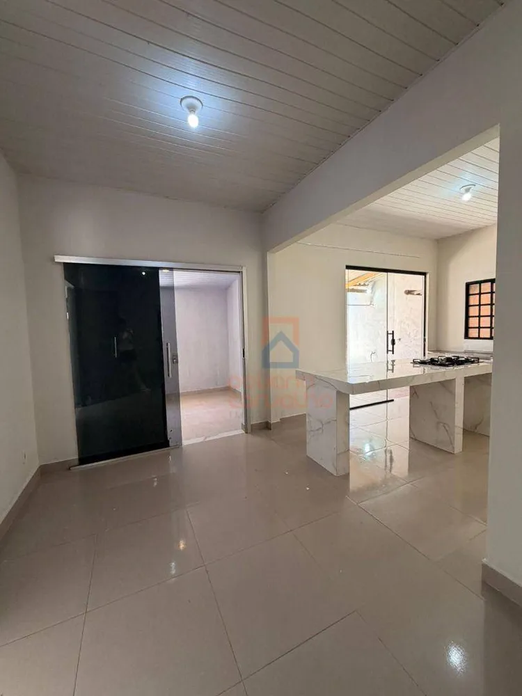 Casa, 2 quartos, 200 m² - Foto 11