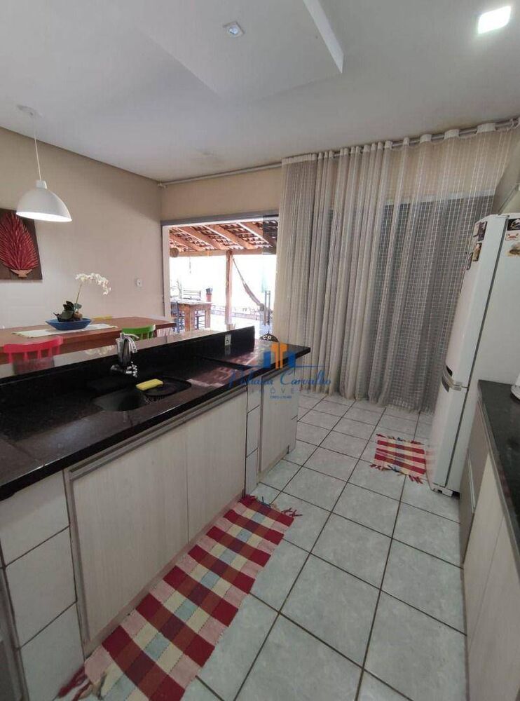 Casa, 3 quartos, 200 m² - Foto 15