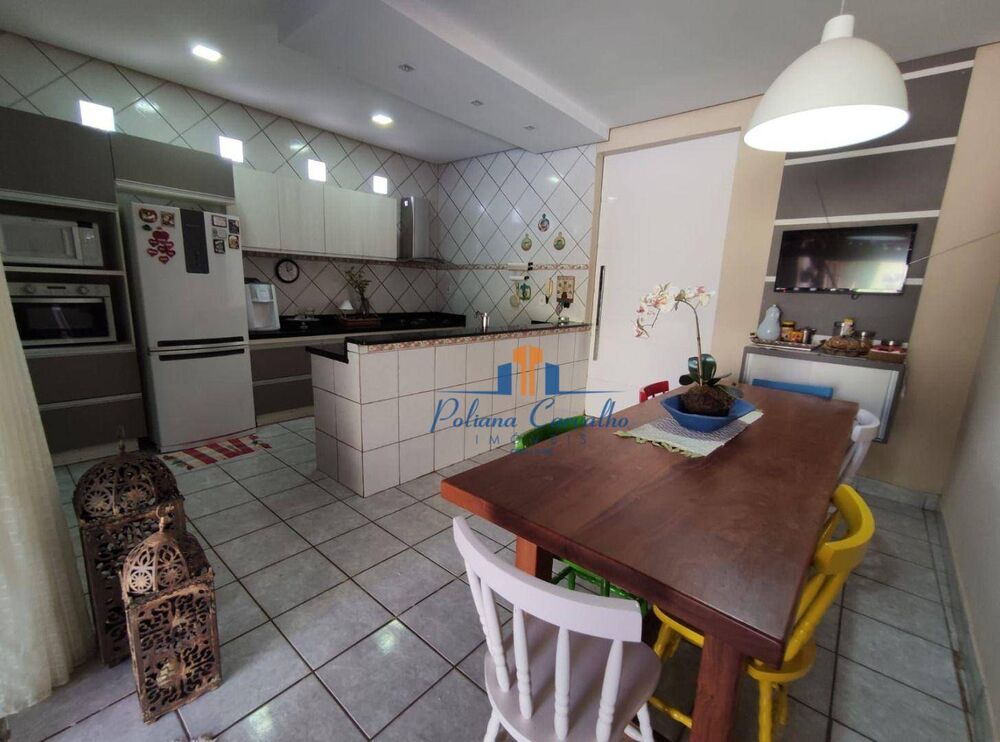 Casa, 3 quartos, 200 m² - Foto 9