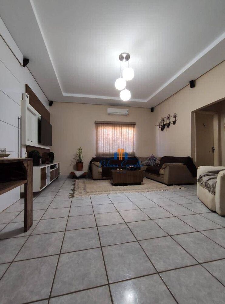 Casa, 3 quartos, 200 m² - Foto 13