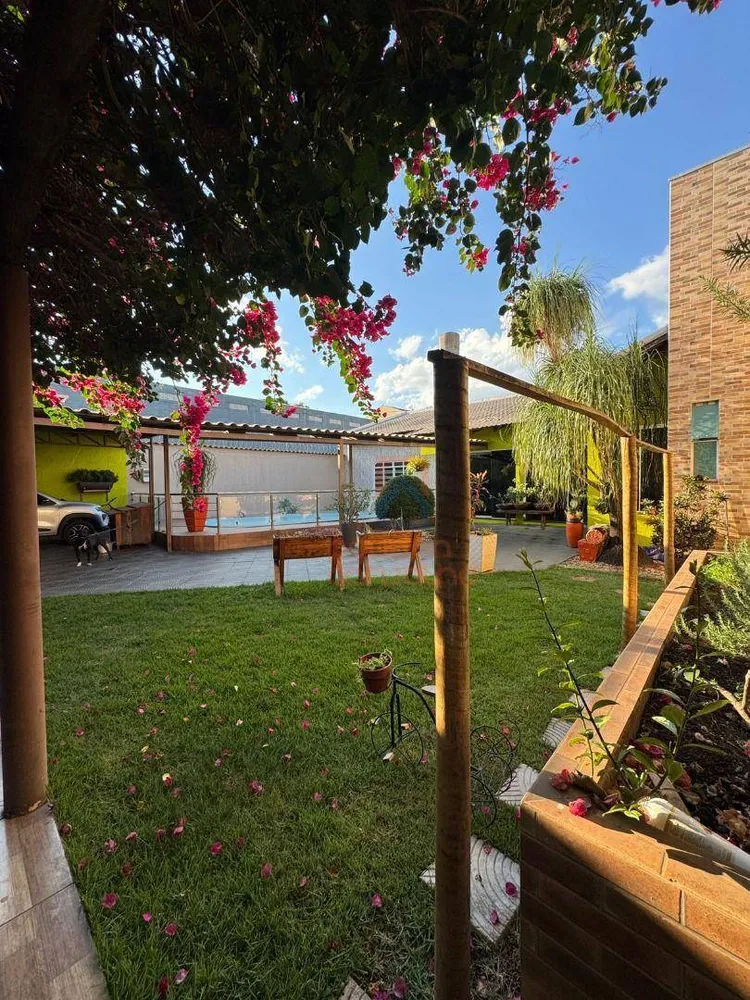 Casa, 4 quartos, 330 m² - Foto 11