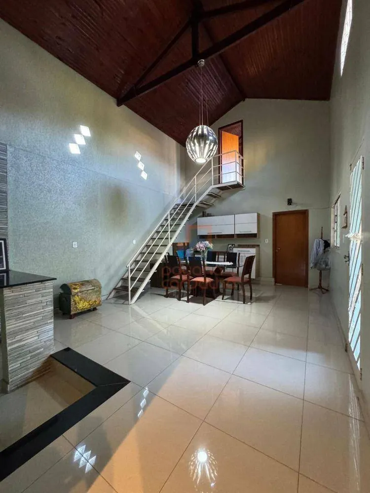 Casa, 4 quartos, 330 m² - Foto 3
