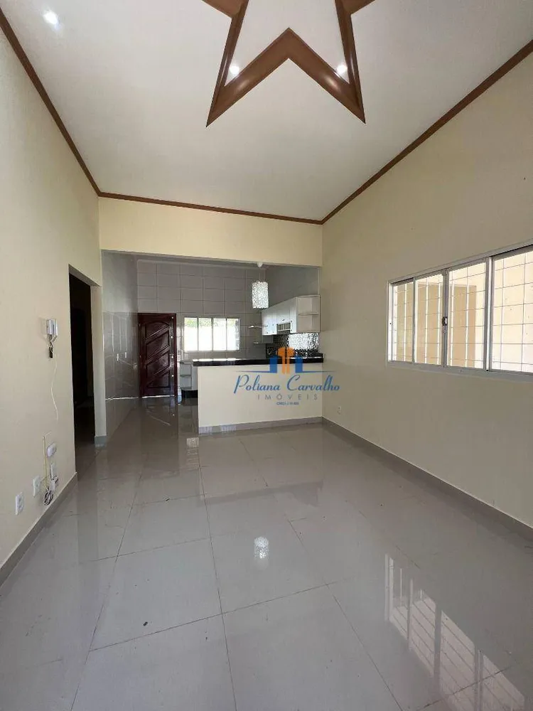 Casa, 2 quartos, 252 m² - Foto 1