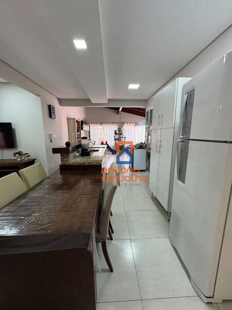 Casa, 3 quartos, 210 m² - Foto 5