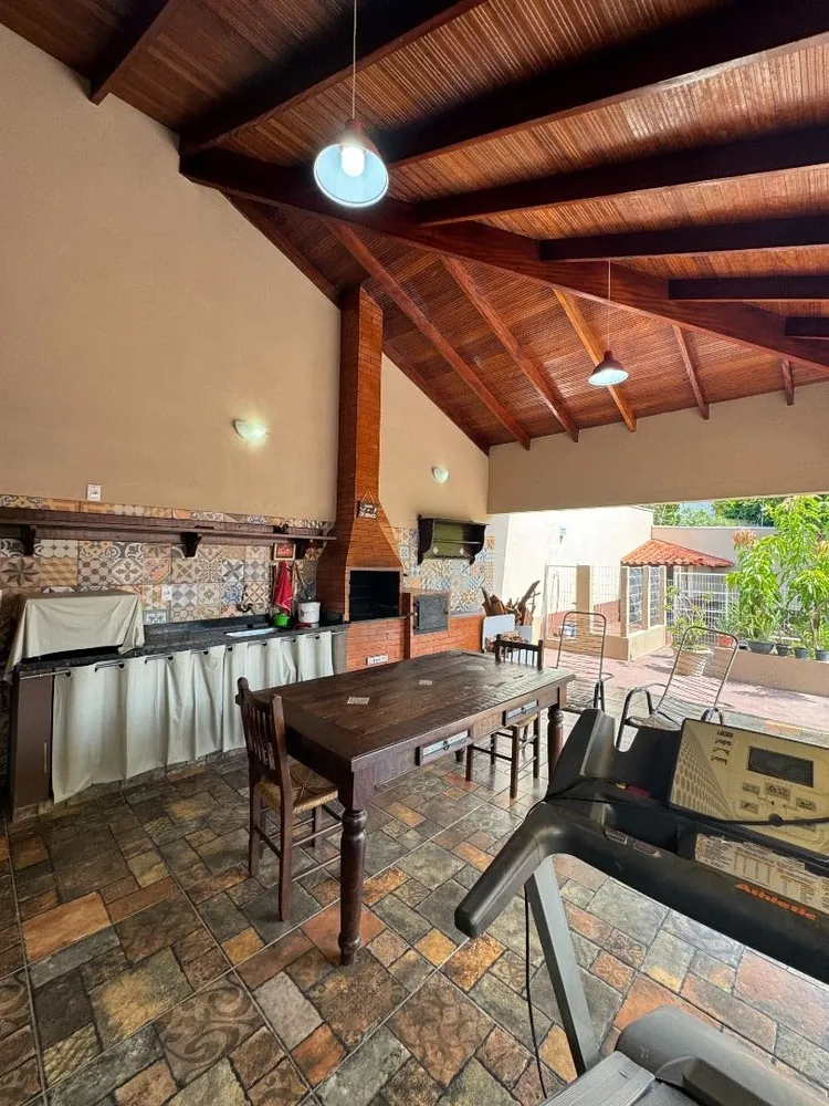 Casa, 3 quartos, 210 m² - Foto 37