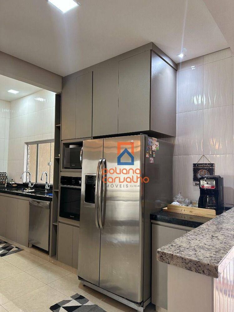 Casa à venda com 3 quartos, 400m² - Foto 18