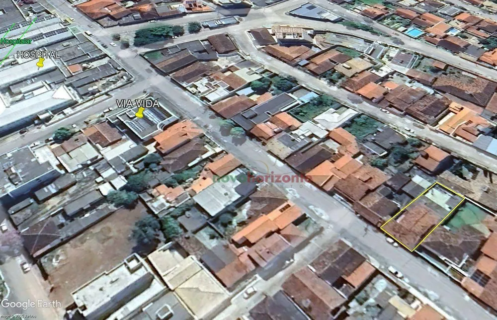 Casa, 6 quartos, 158 m² - Foto 2