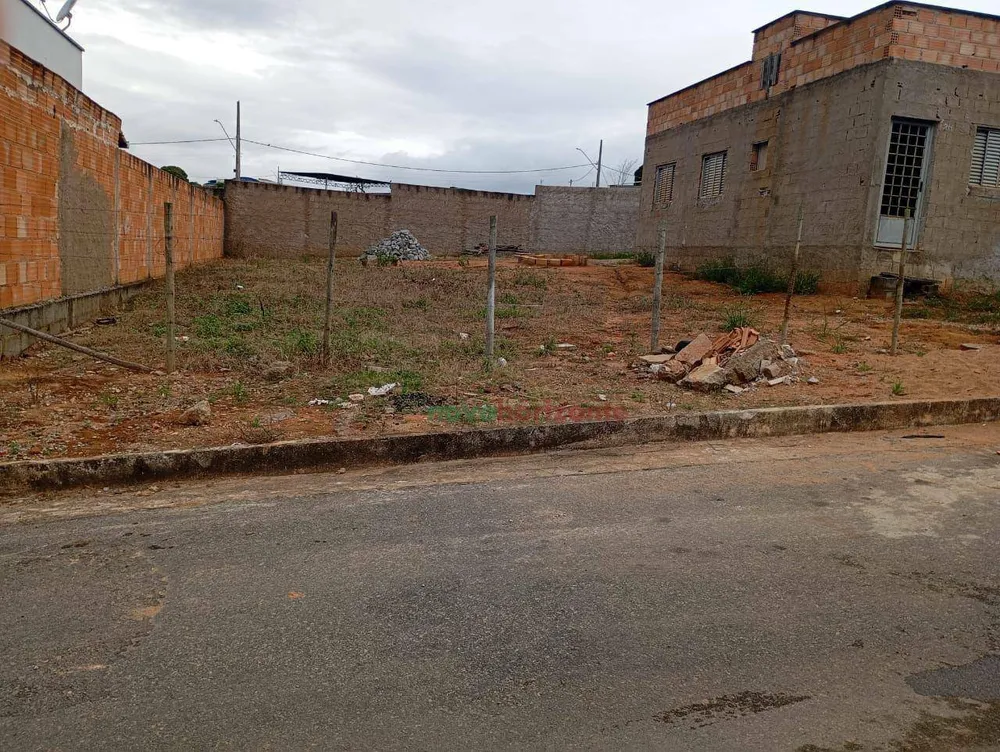 Terreno, 200 m² - Foto 1