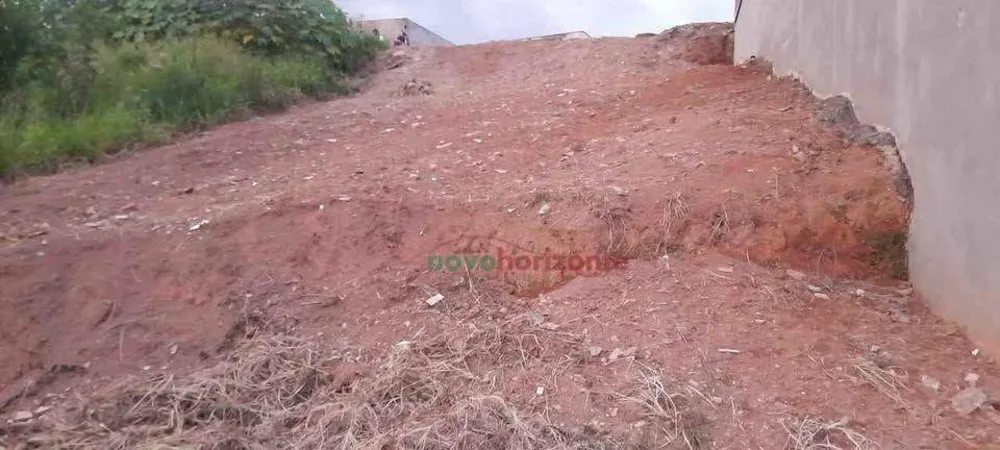 Terreno, 200 m² - Foto 2